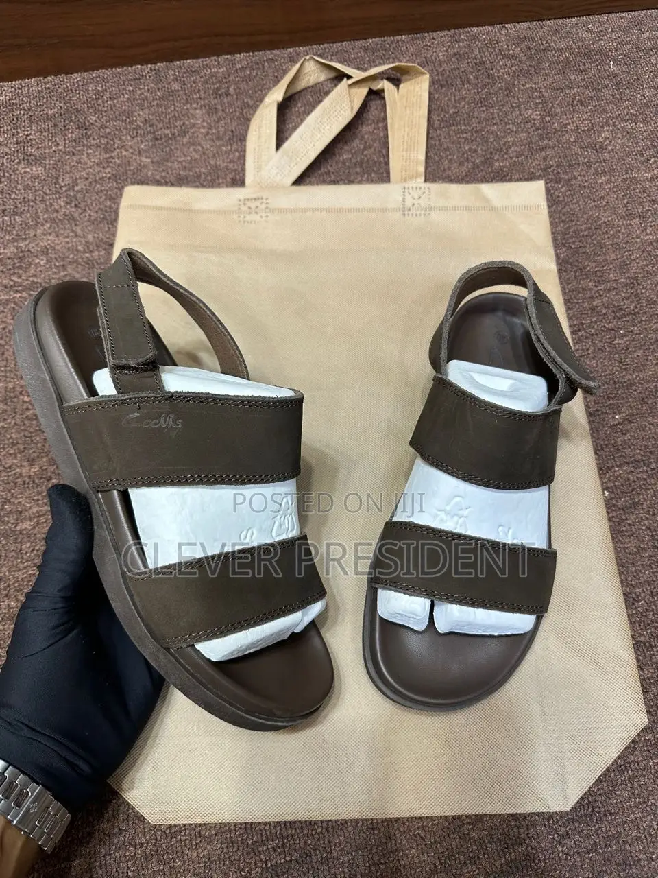 Sandals Piga Sim Au Whatsapp