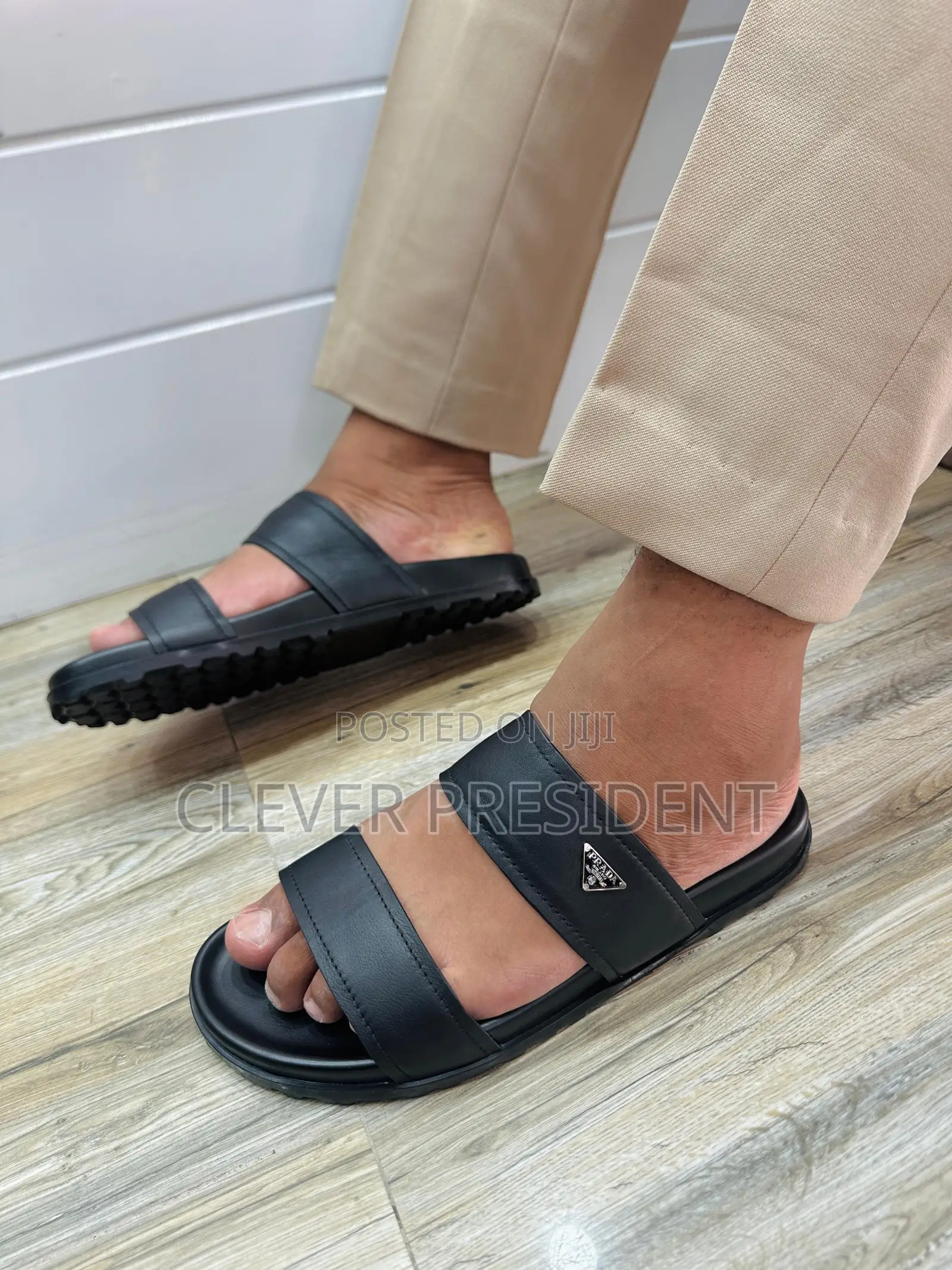 Sandals Piga Sim Au Whatsapp