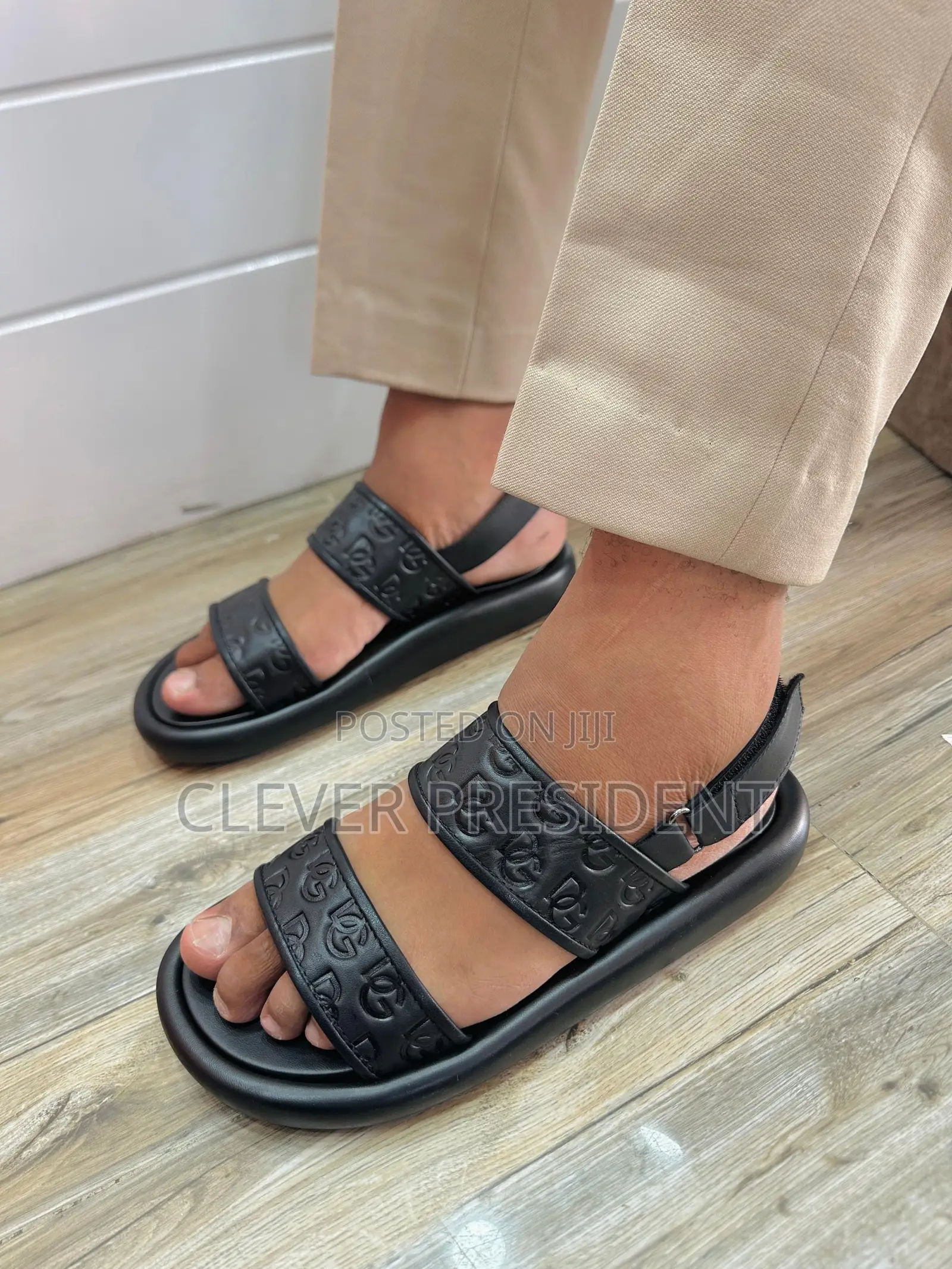 Sandals Piga Sim Au Whatsapp
