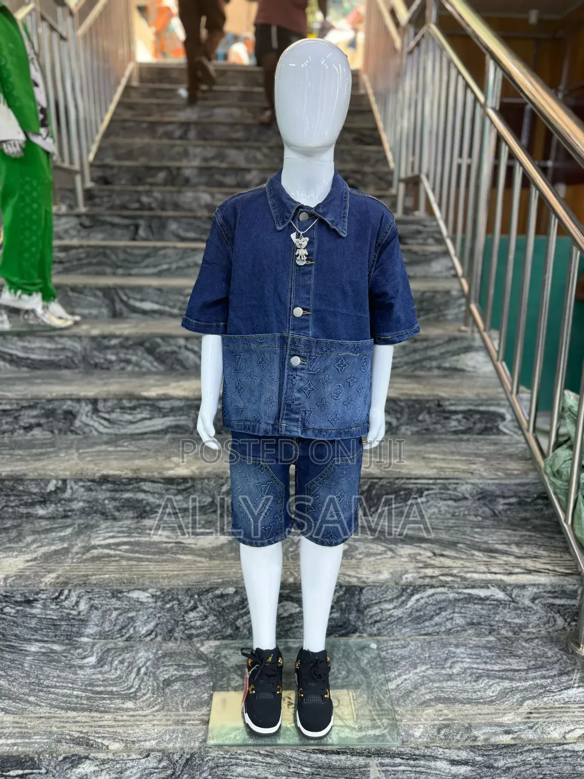 Boys Louisvuitton Full Cloth Material Jeans