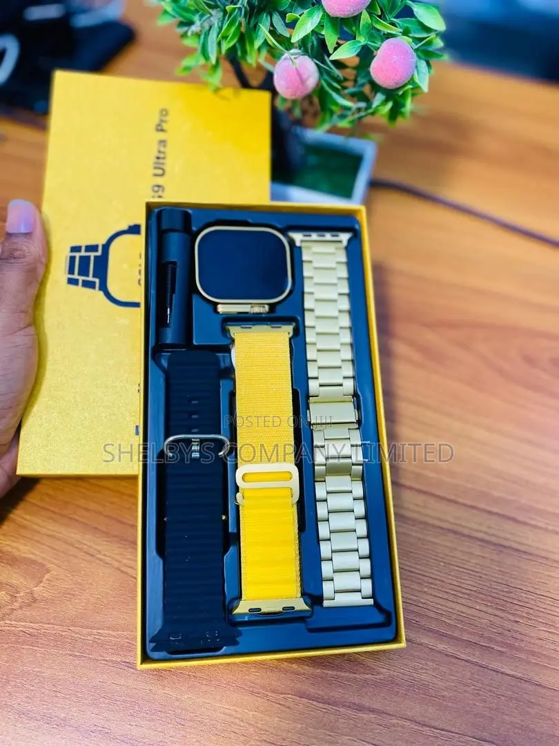 G9 Ultra Golden Watch