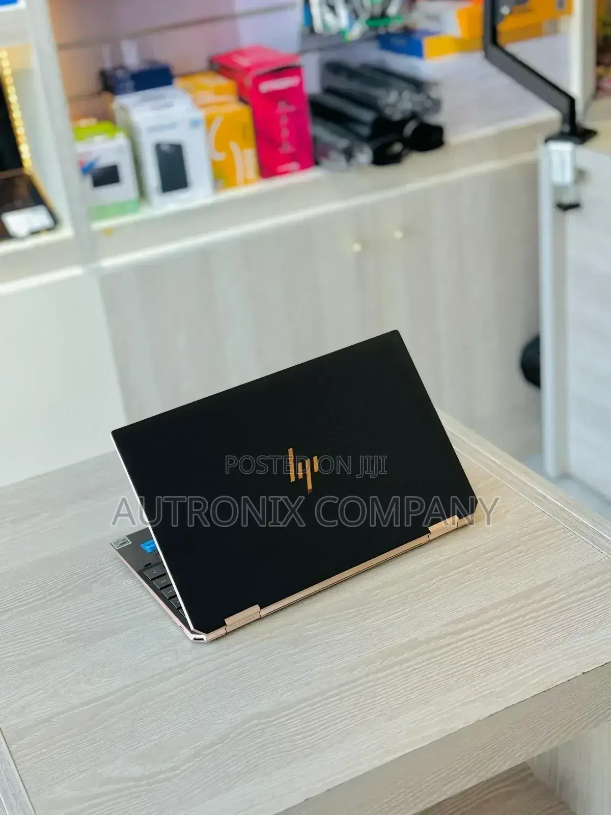 New Laptop HP Spectre X360 13 8GB Intel Core I7 SSD 1T