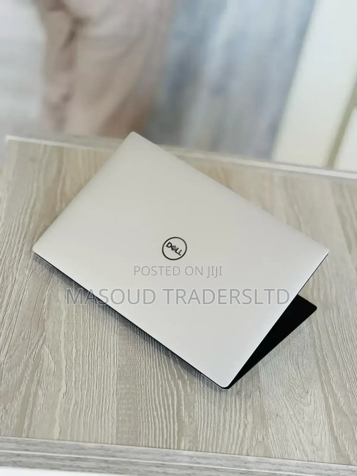 New Laptop Dell XPS 13 7390 8GB Intel Core I7 SSD 256GB