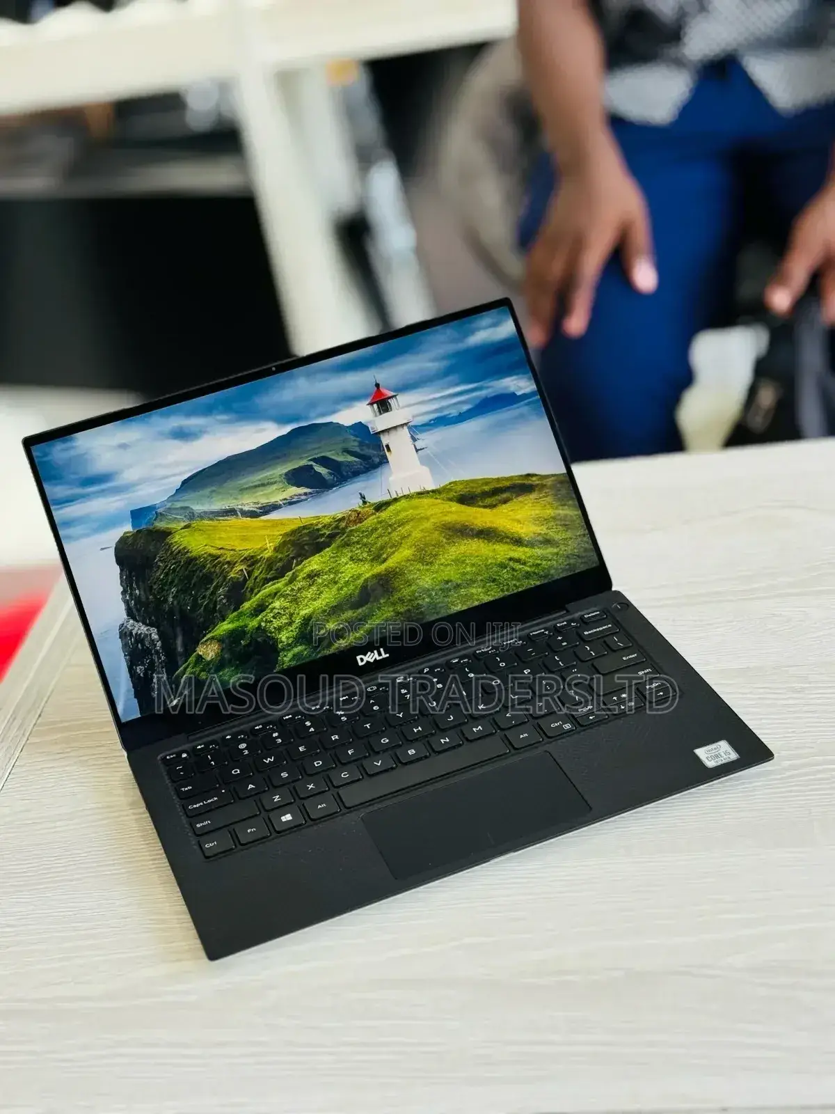 New Laptop Dell XPS 13 7390 8GB Intel Core I7 SSD 256GB
