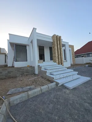 3bdrm House in Goba for sale