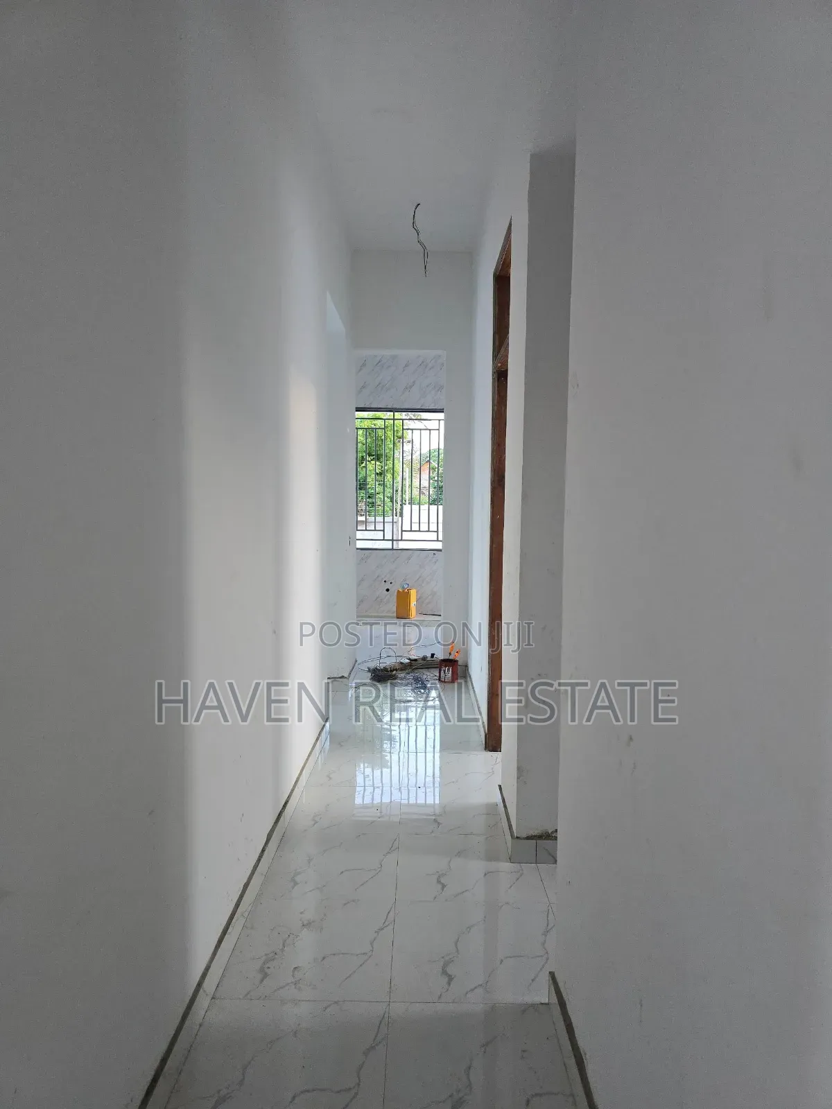 3bdrm House in Goba for sale