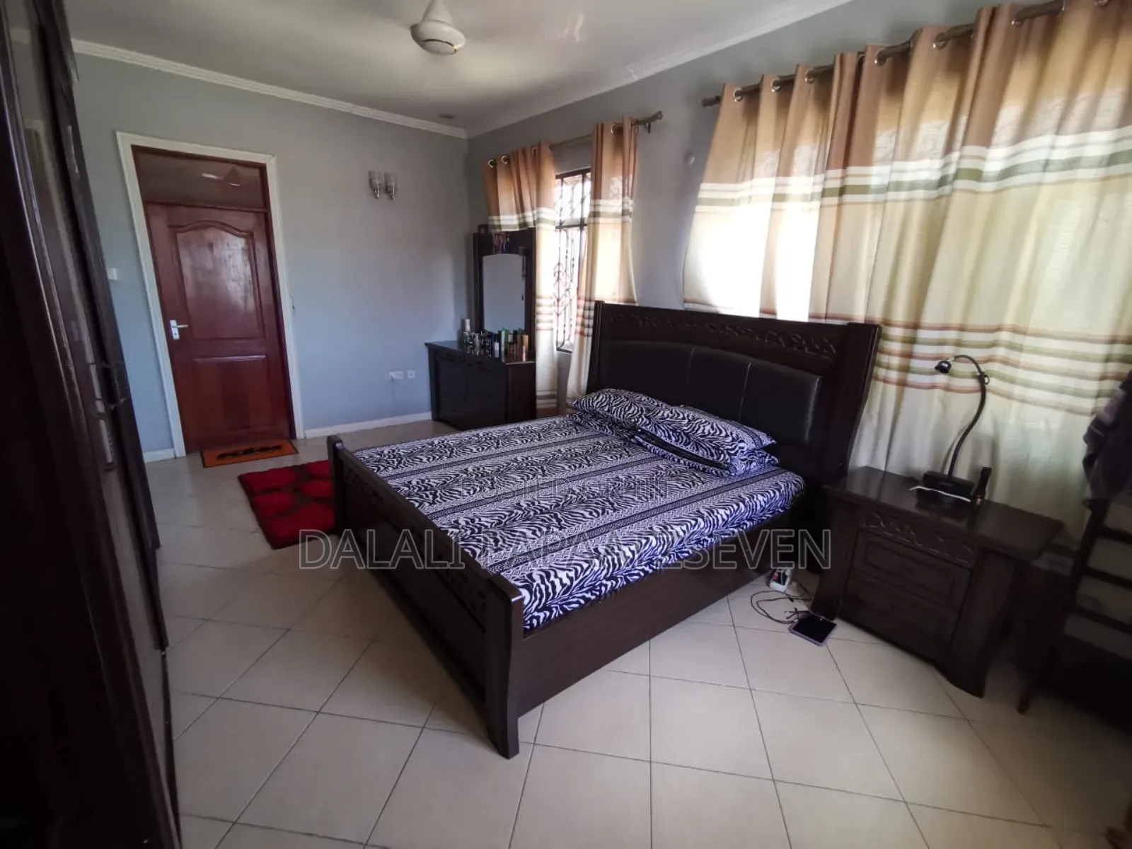 4bdrm House in Dalalipapaatzseven, Temeke for sale