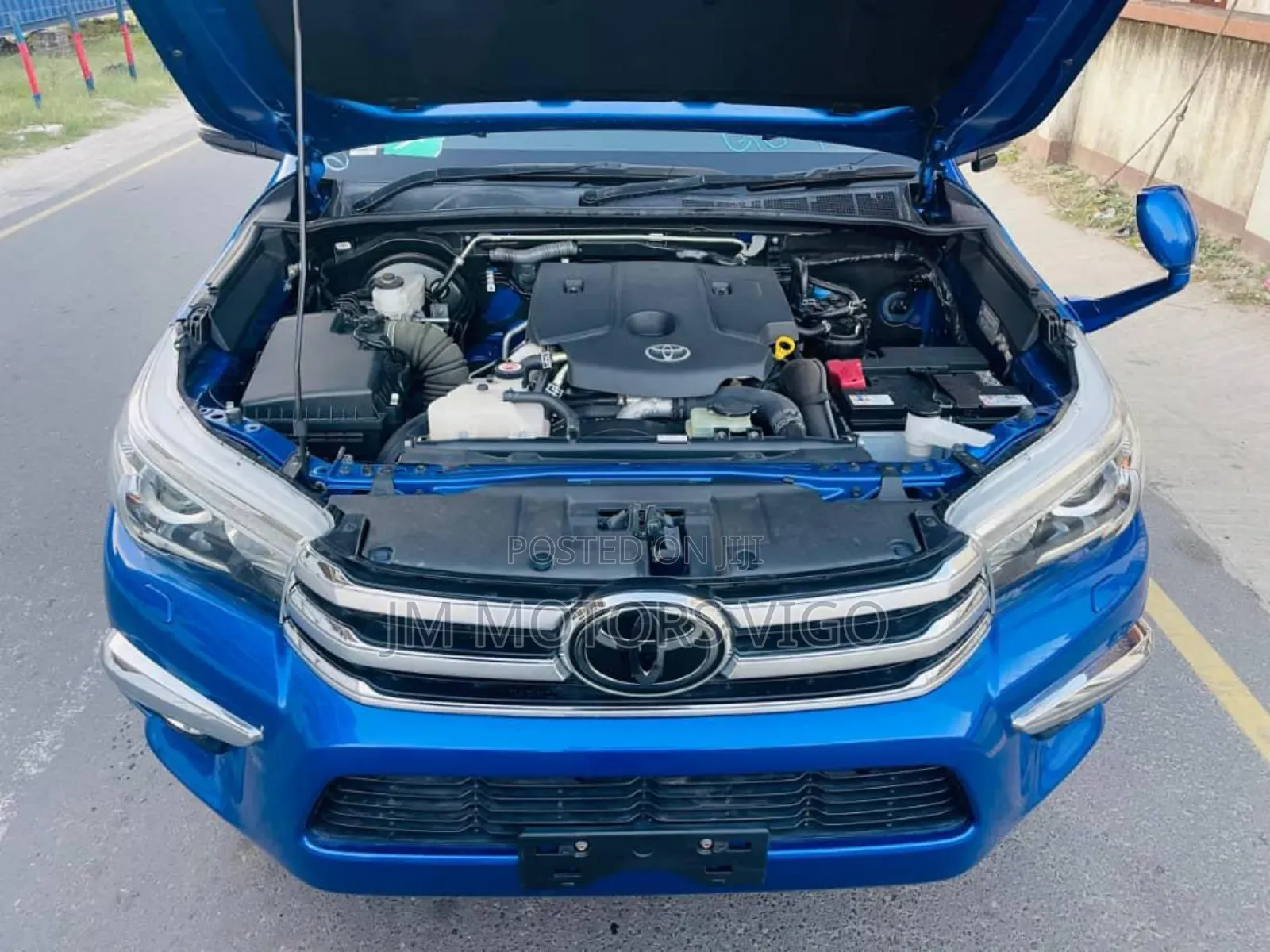 Toyota Hilux 2018 Blue