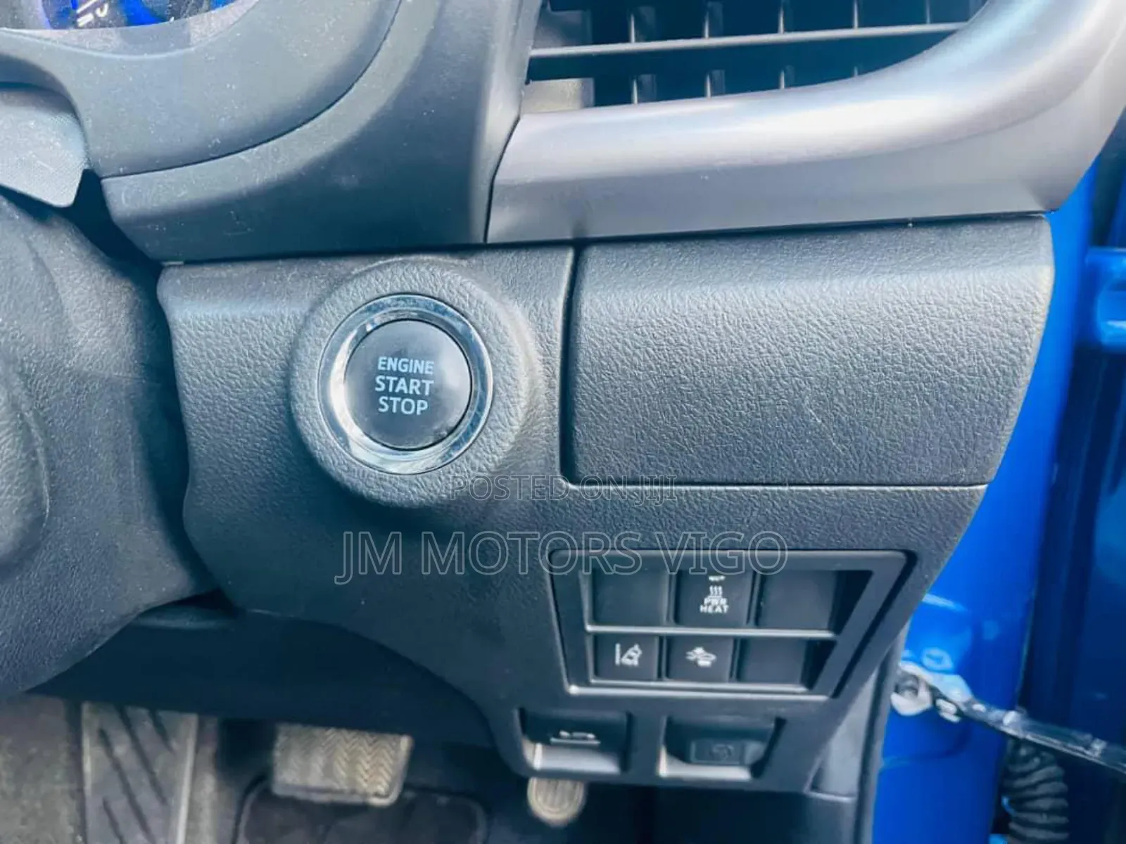 Toyota Hilux 2018 Blue