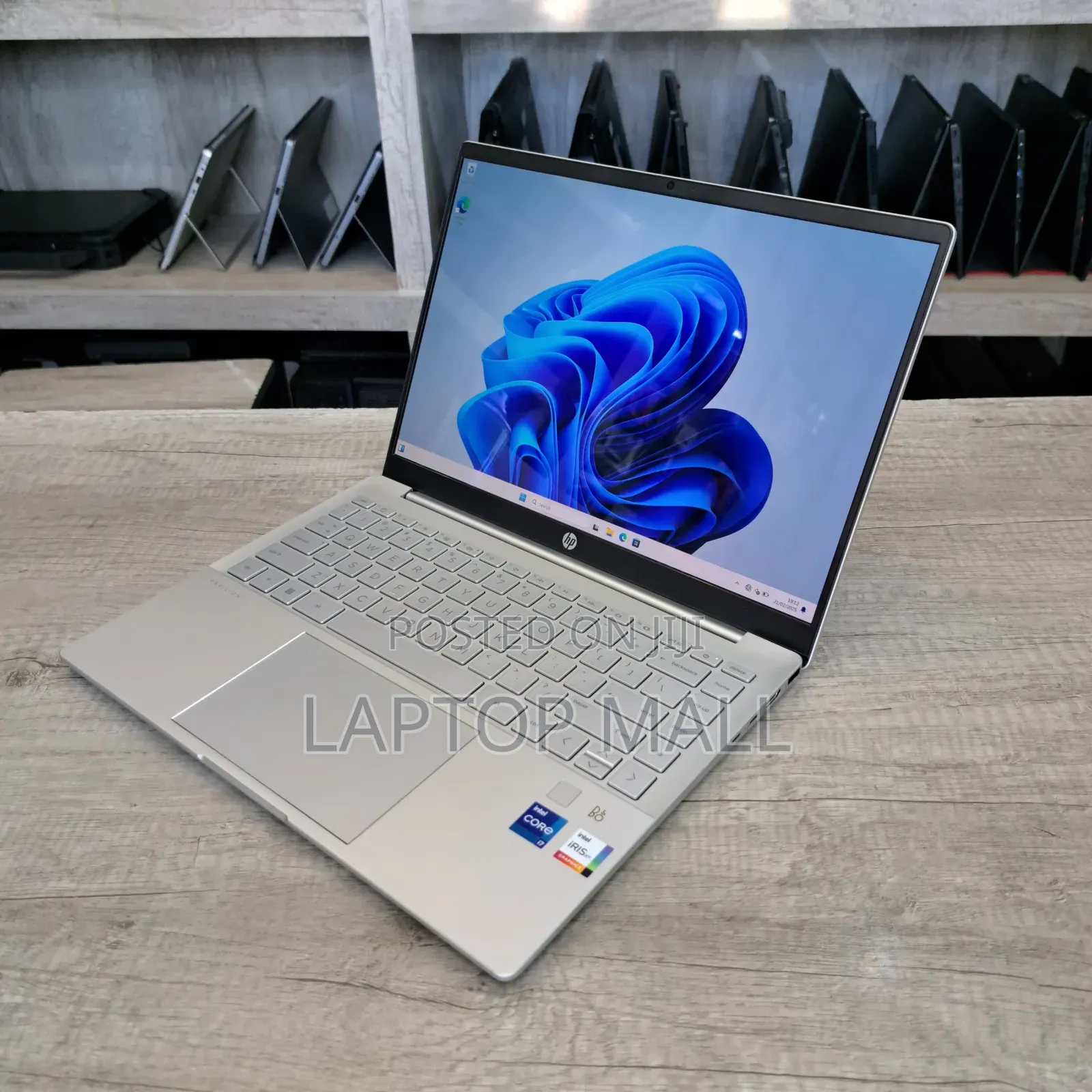 New Laptop HP Pavilion 14 16GB Intel Core I7 SSD 512GB