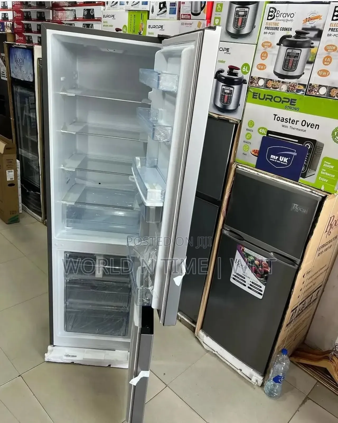 Hisense Fridge H350bts -Wd Bottom Freezer 262l W/Dispensor