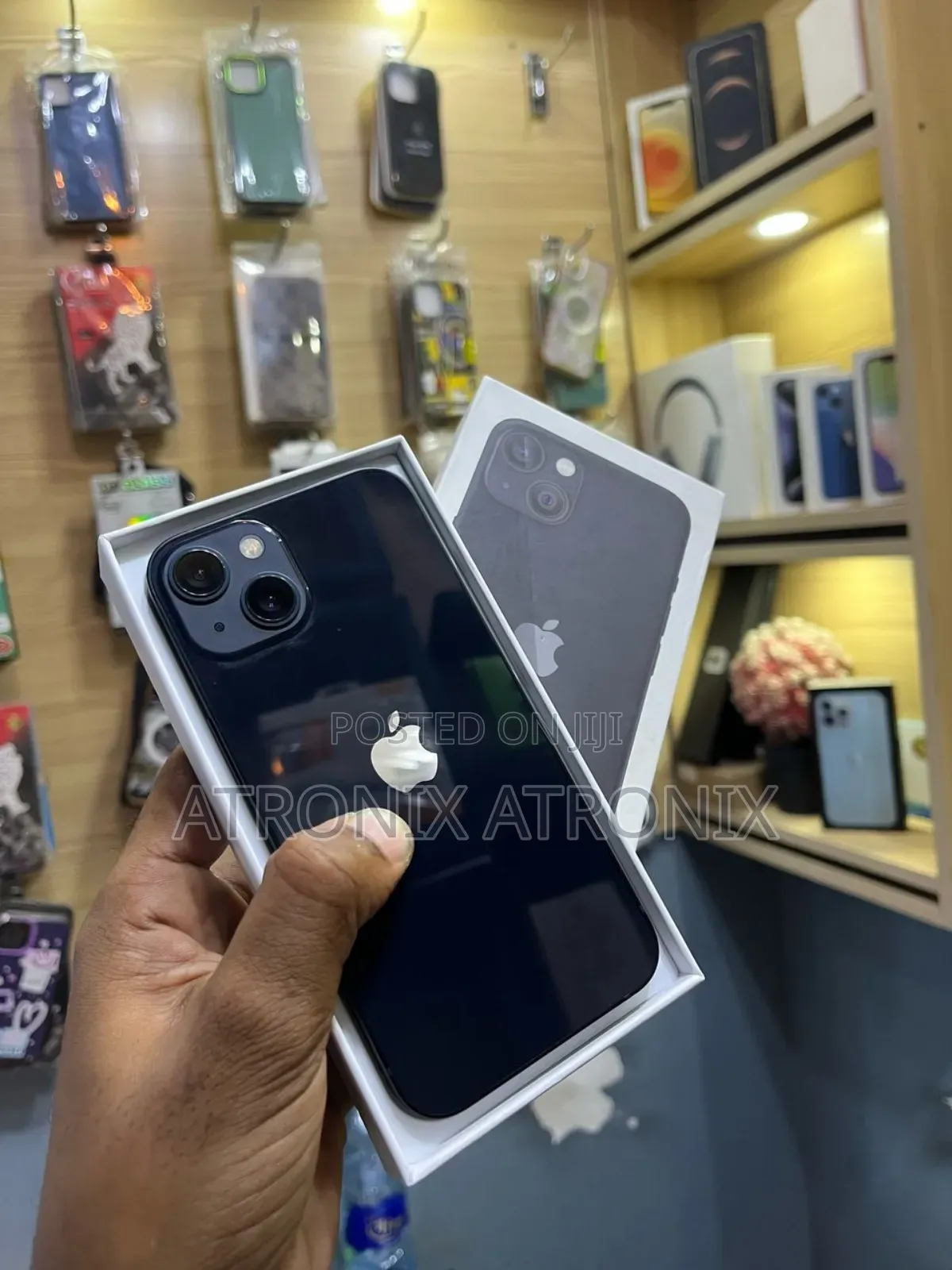 New Apple iPhone 13 128 GB Black