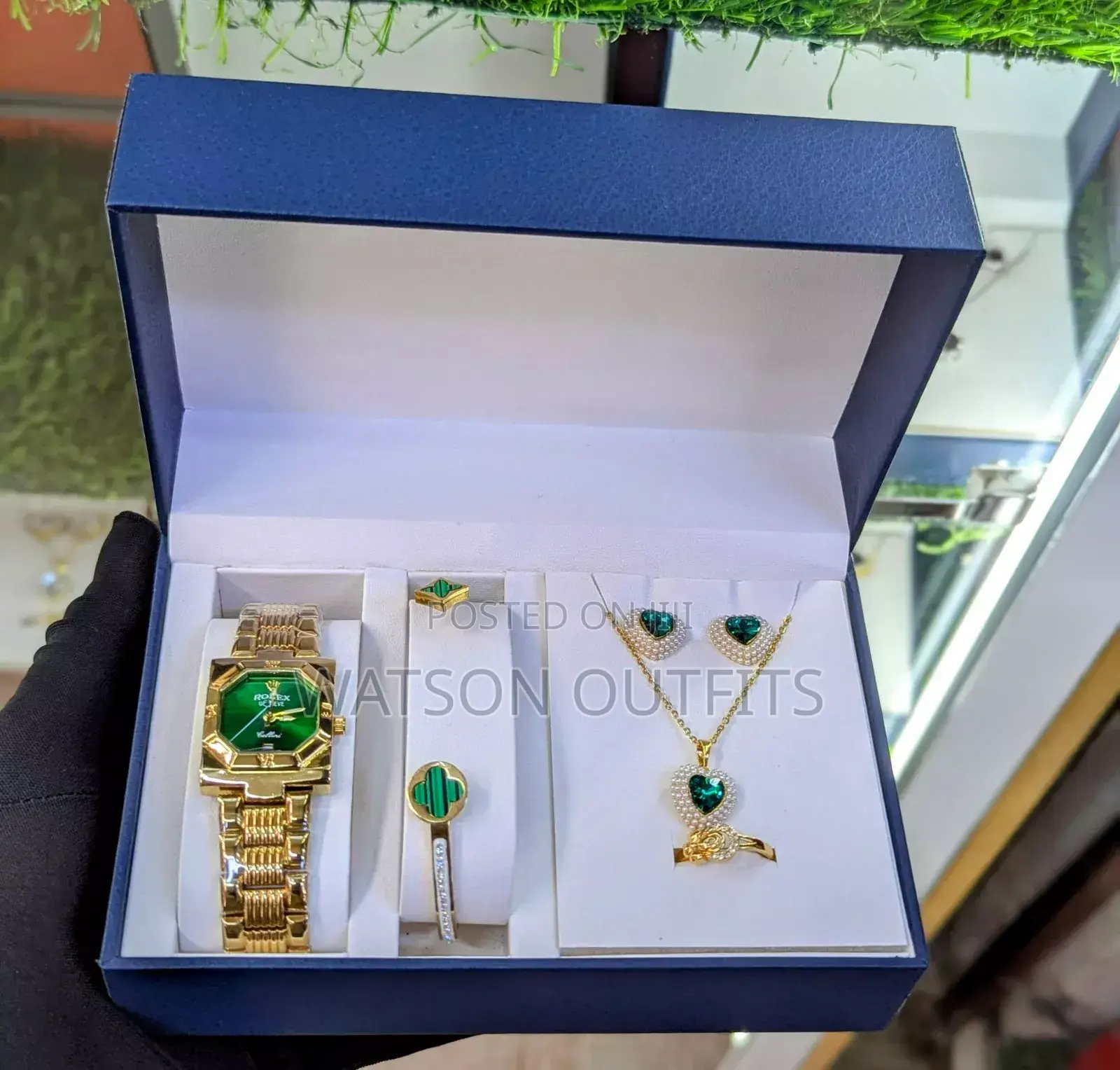 Ladies Combo Smart Ya Saa,Hereni,Pete,Cheni Bracelet