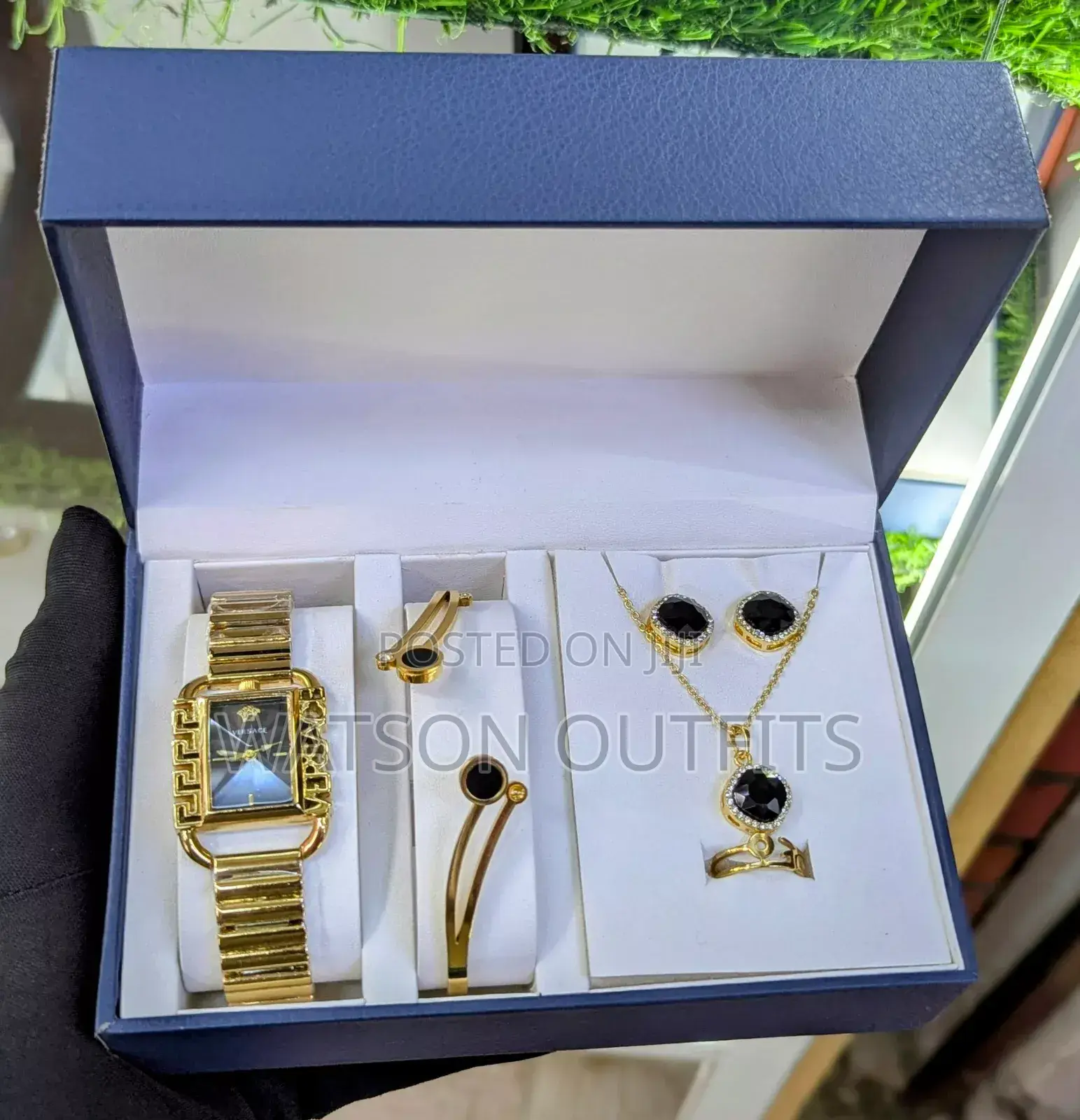 Ladies Combo Smart Ya Saa,Hereni,Pete,Cheni Bracelet