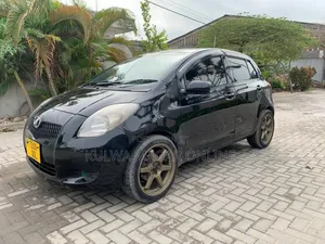 Toyota Vitz 2005 Black