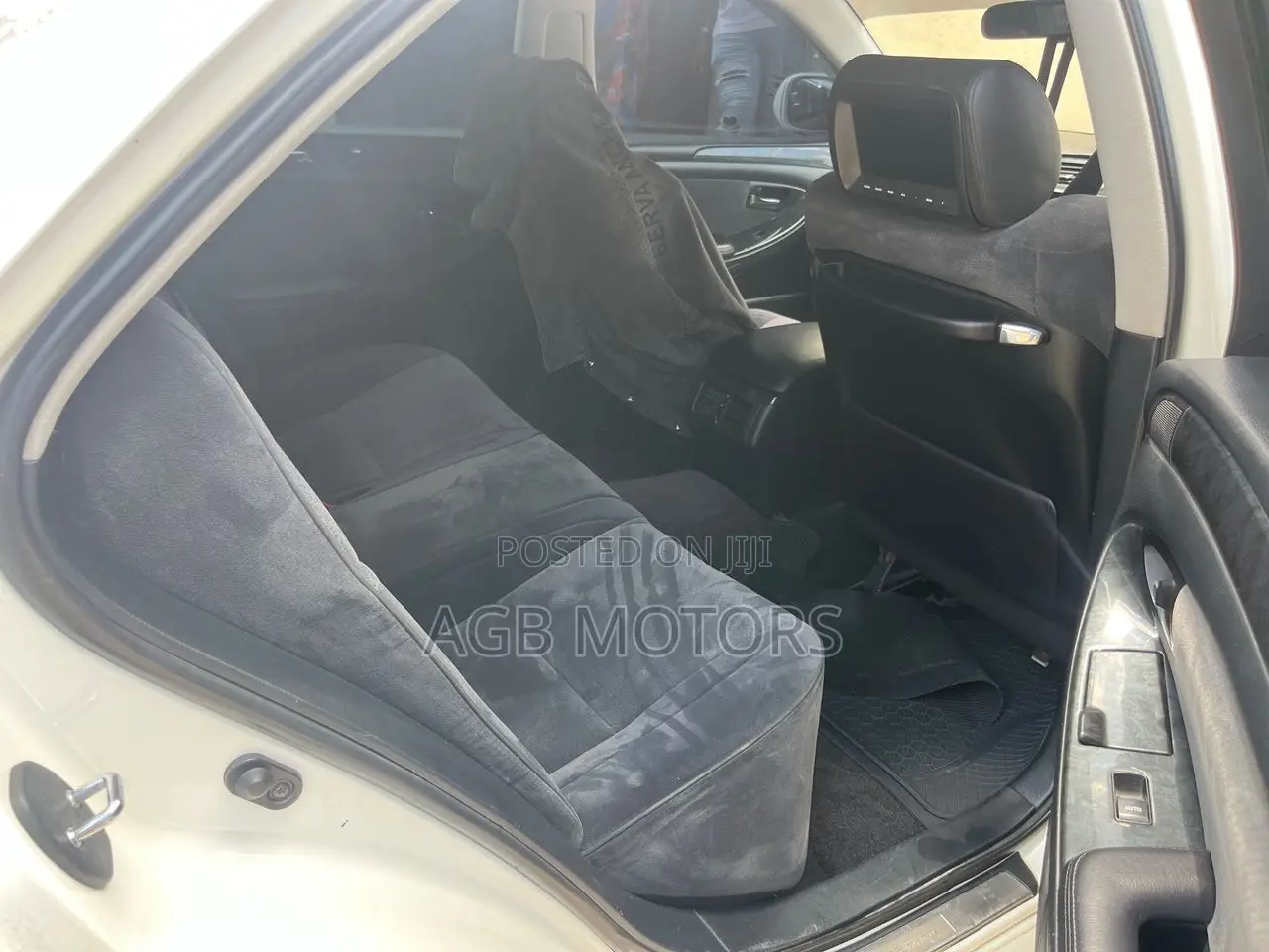 Toyota Crown 2004 White
