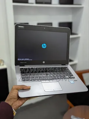 New Laptop HP EliteBook 820 G3 8GB Intel Core I3 HDD 500GB