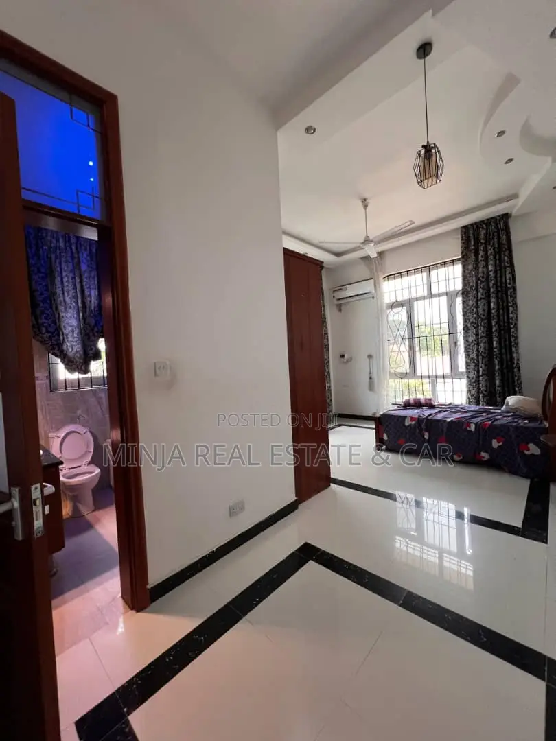9bdrm House in Mbezi Beach for sale