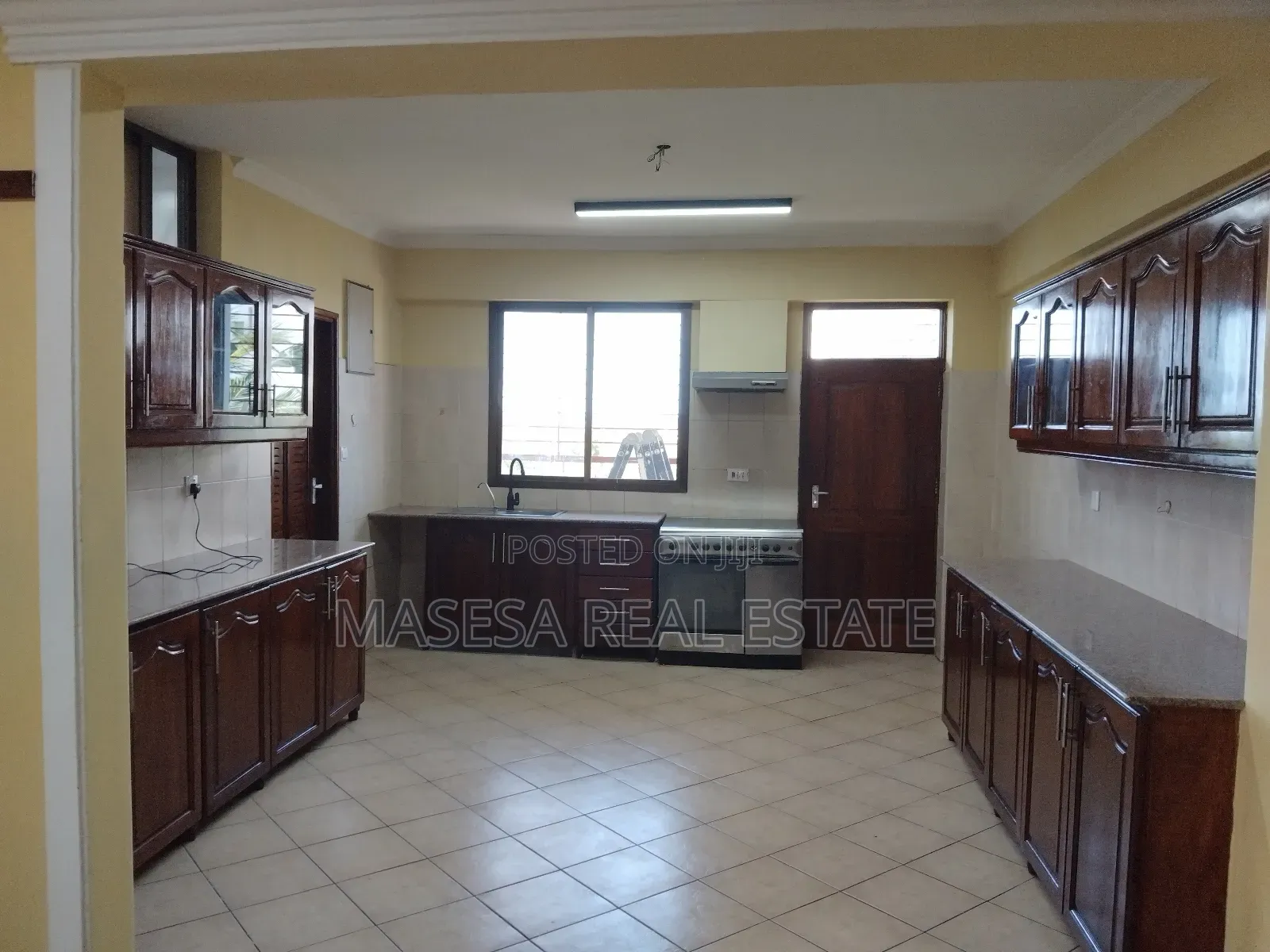 Furnished 3bdrm Apartment in Upanga East for rent