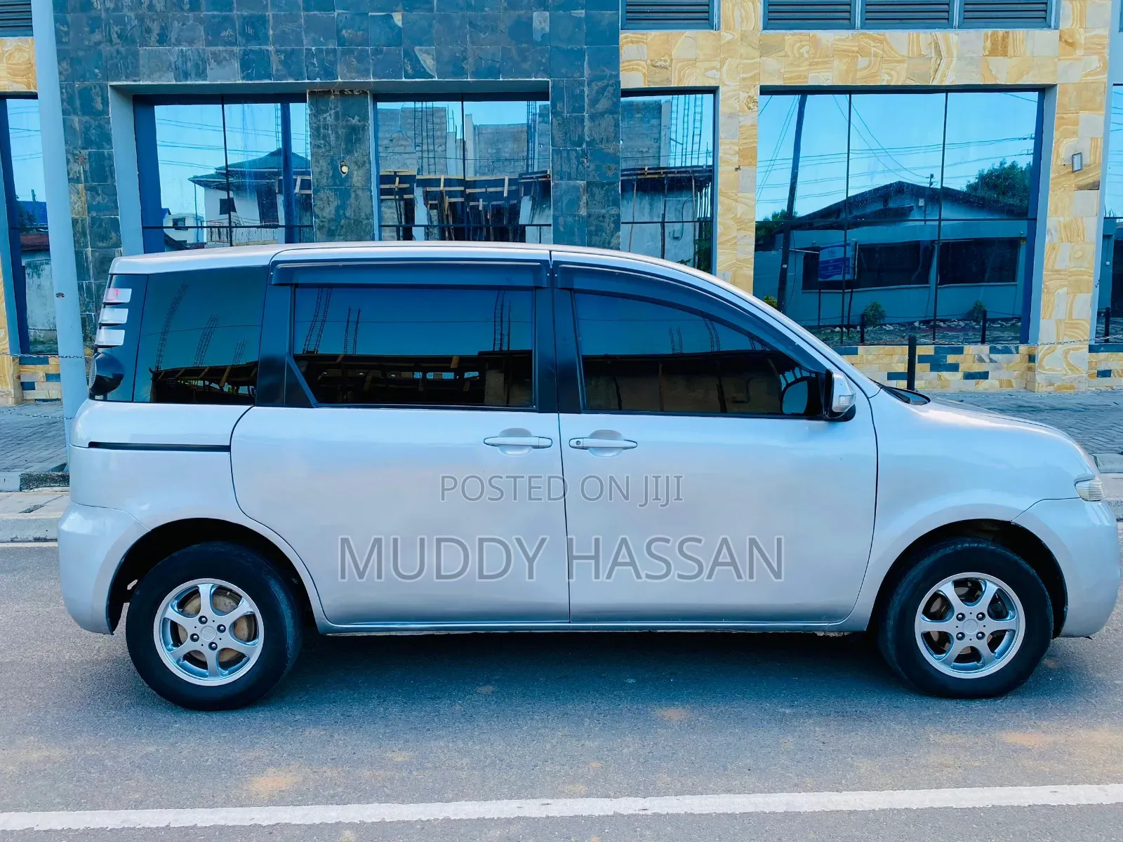Toyota Sienta 2006 Silver