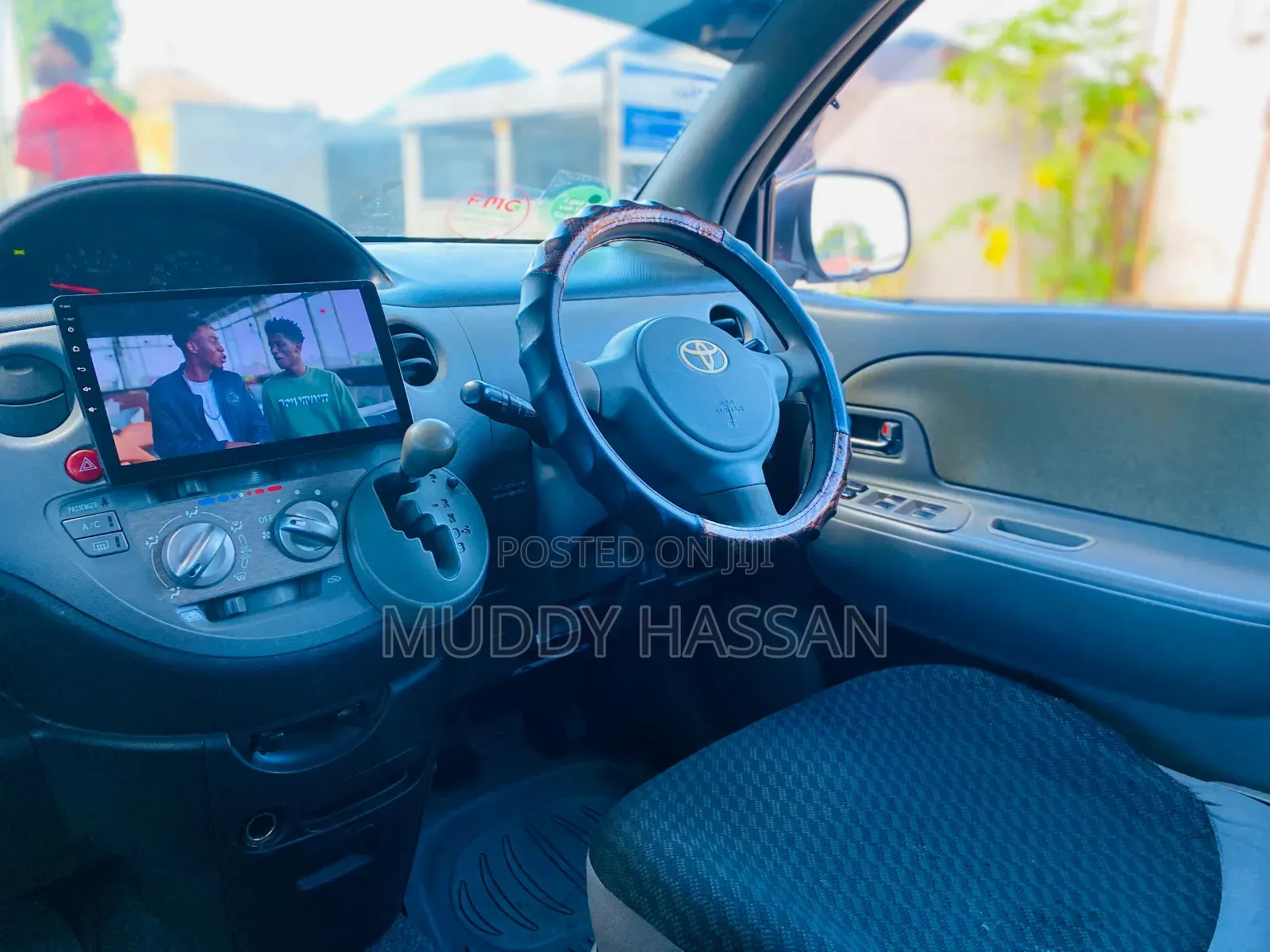 Toyota Sienta 2006 Silver