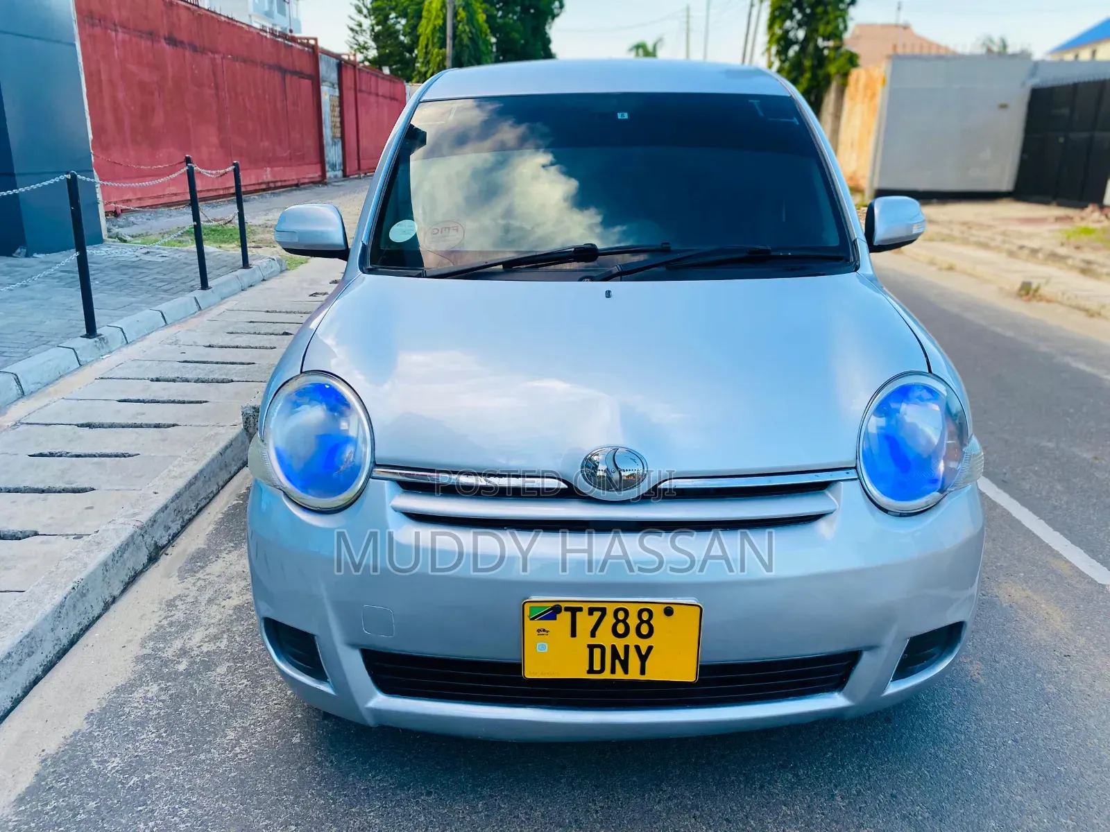 Toyota Sienta 2006 Silver