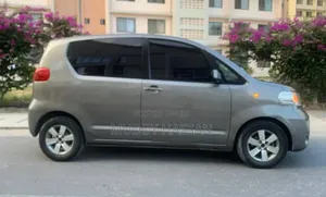 Toyota Porte 2006 Gray