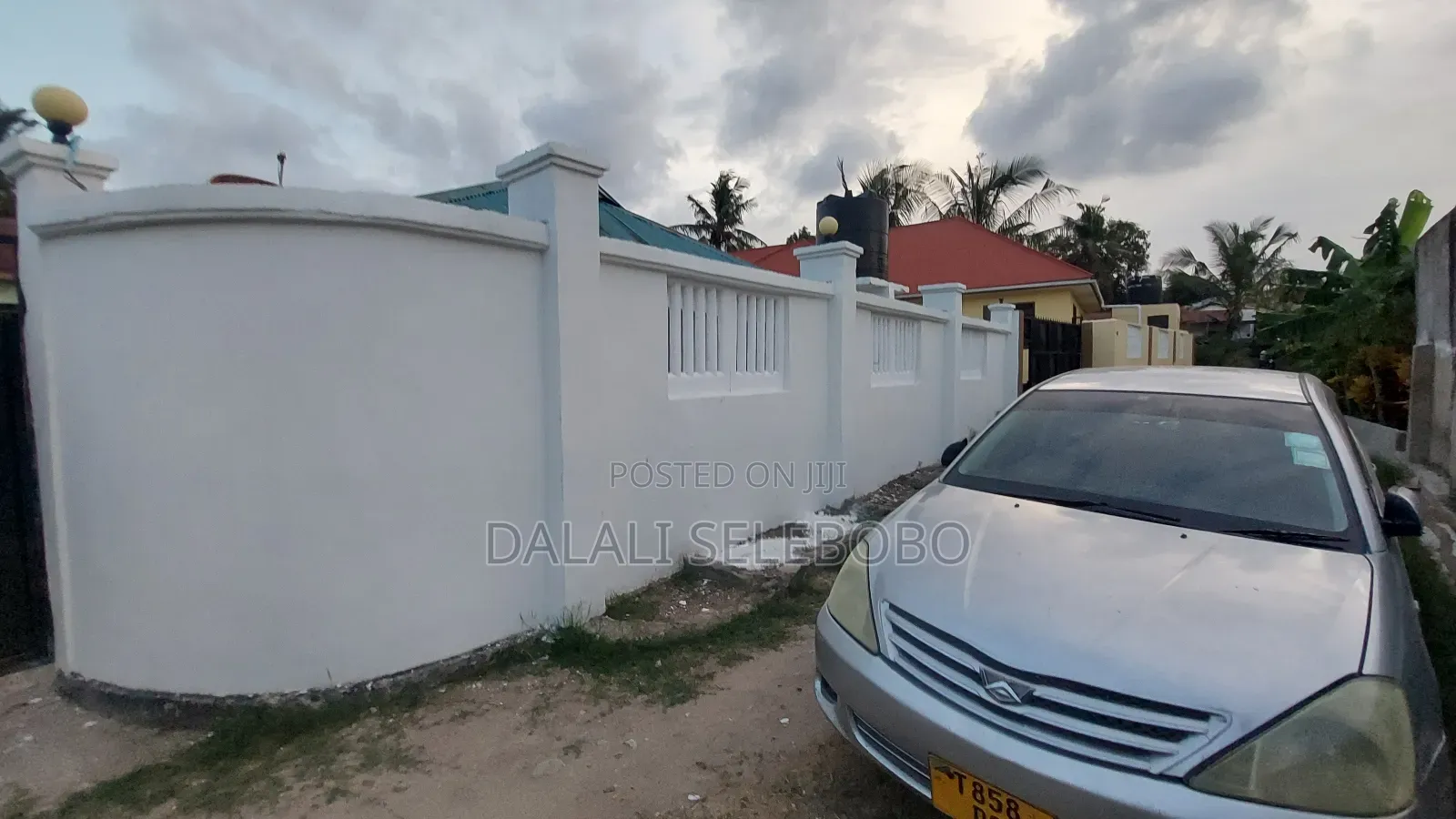 6bdrm Bungalow in Mbezi Beach Goigi for sale