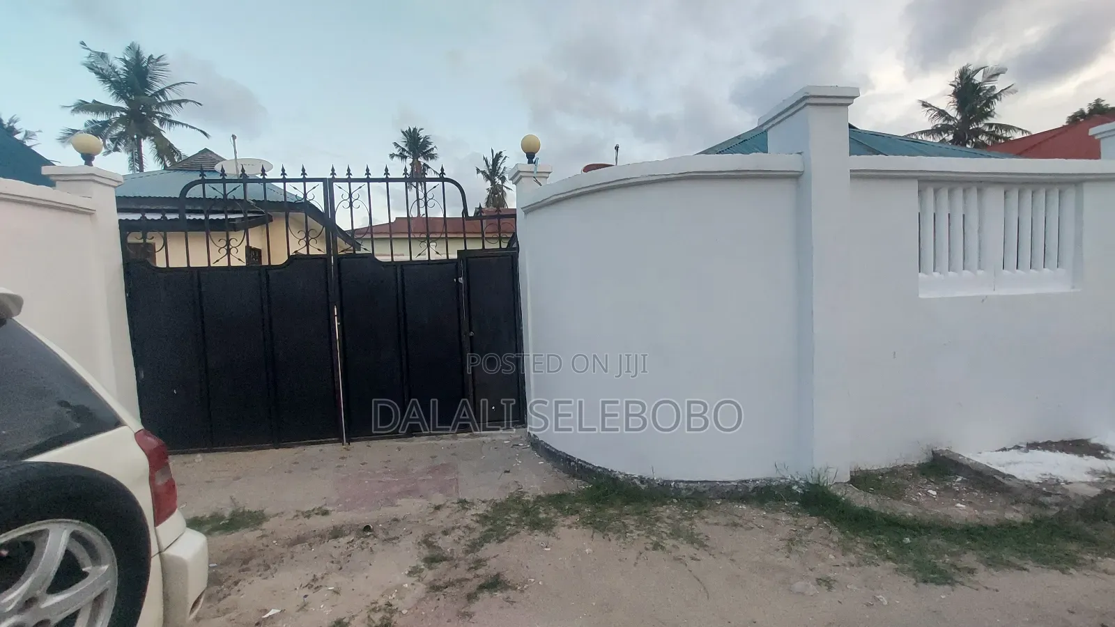 6bdrm Bungalow in Mbezi Beach Goigi for sale