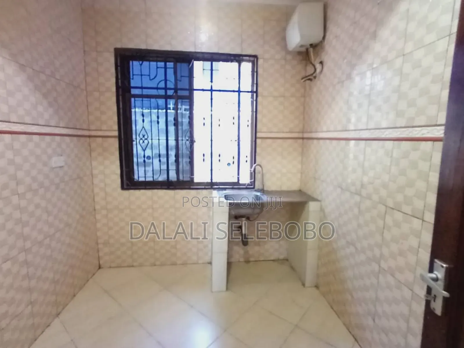6bdrm Bungalow in Mbezi Beach Goigi for sale