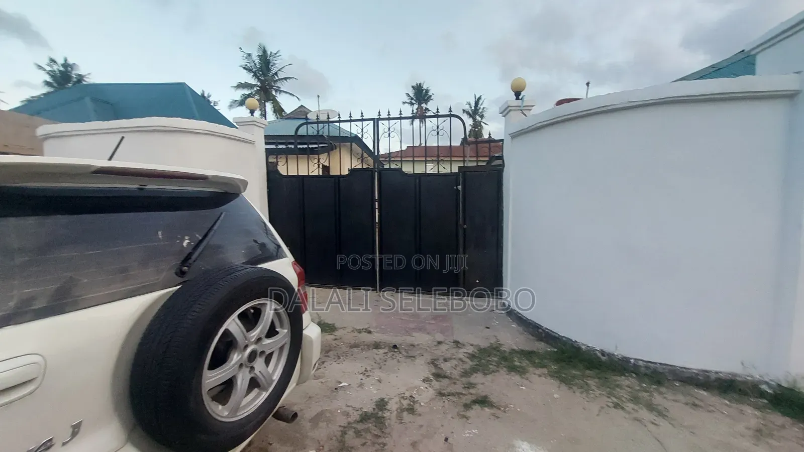 6bdrm Bungalow in Mbezi Beach Goigi for sale