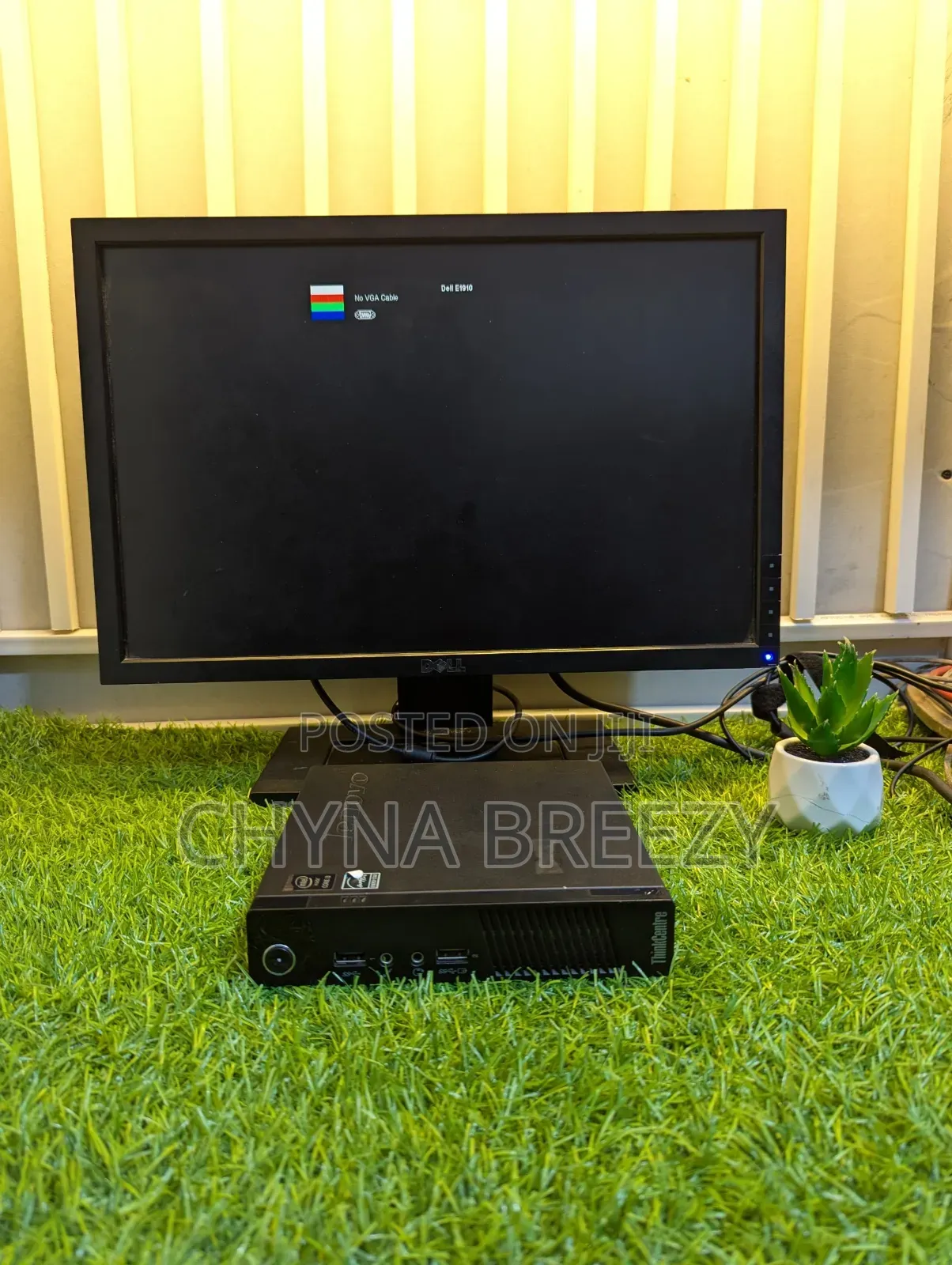Desktop Computer Lenovo ThinkCentre M710 8GB Intel Core I3 HDD 500GB