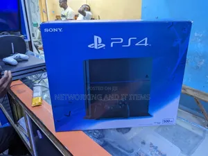 Playstation 4 Slim