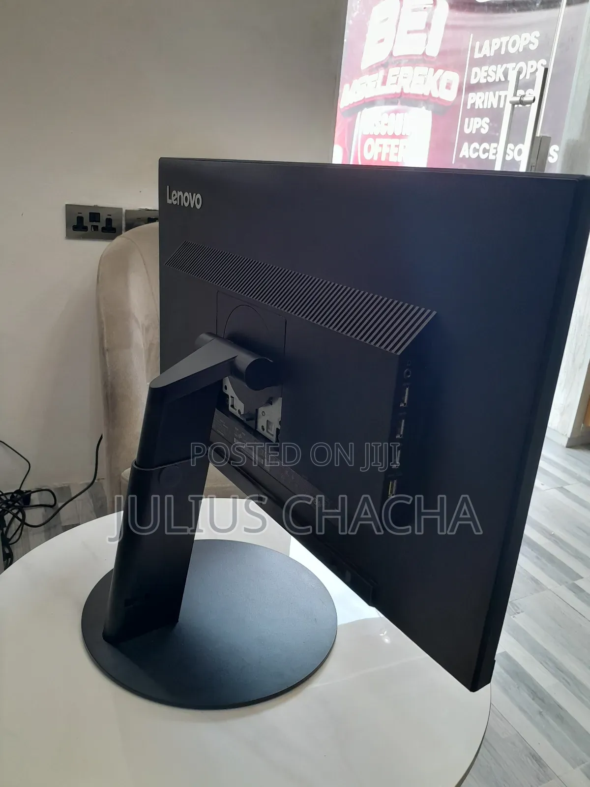 Lenovo Thinkpad Monitor