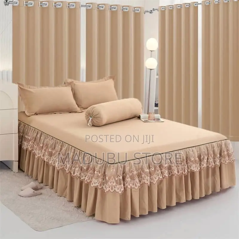 A Set of 4curtains, 1bedskirt, 4pillowcase