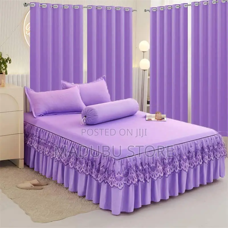 A Set of 4curtains, 1bedskirt, 4pillowcase