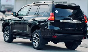 Toyota Land Cruiser Prado 2023 Black