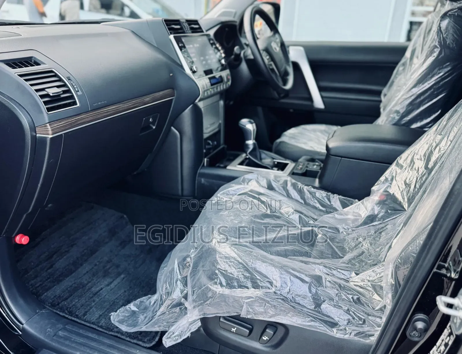 Toyota Land Cruiser Prado 2023 Black