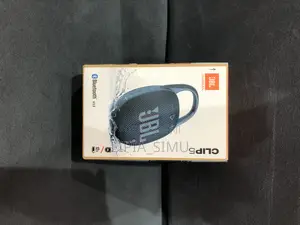 JBL Clip 5