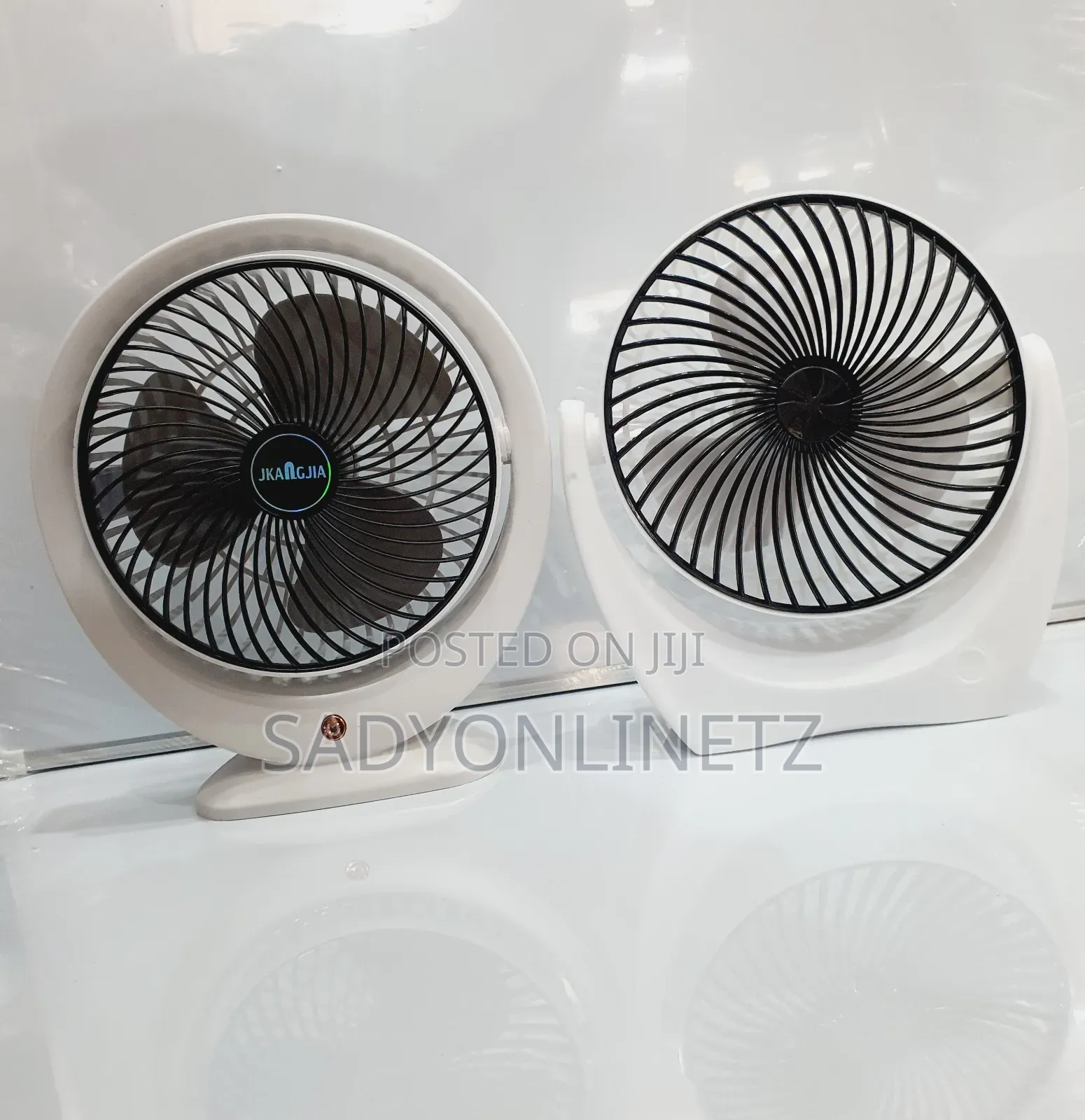 Rechargable Mini Fan
