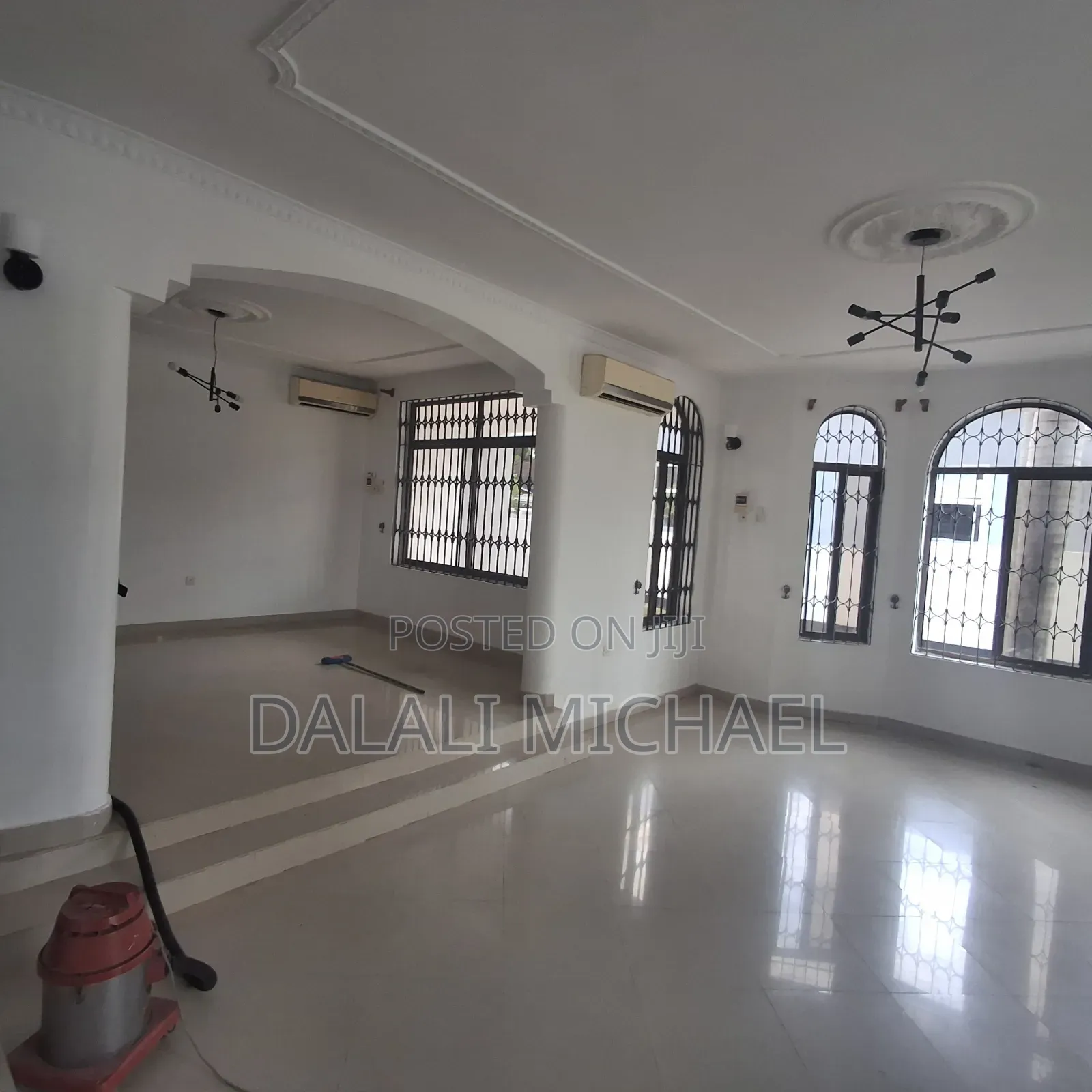 5bdrm House in Mbezibeach for rent
