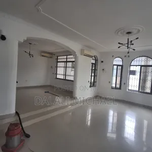 5bdrm House in Mbezibeach for rent