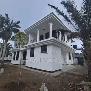 5bdrm House in Mbezibeach for rent