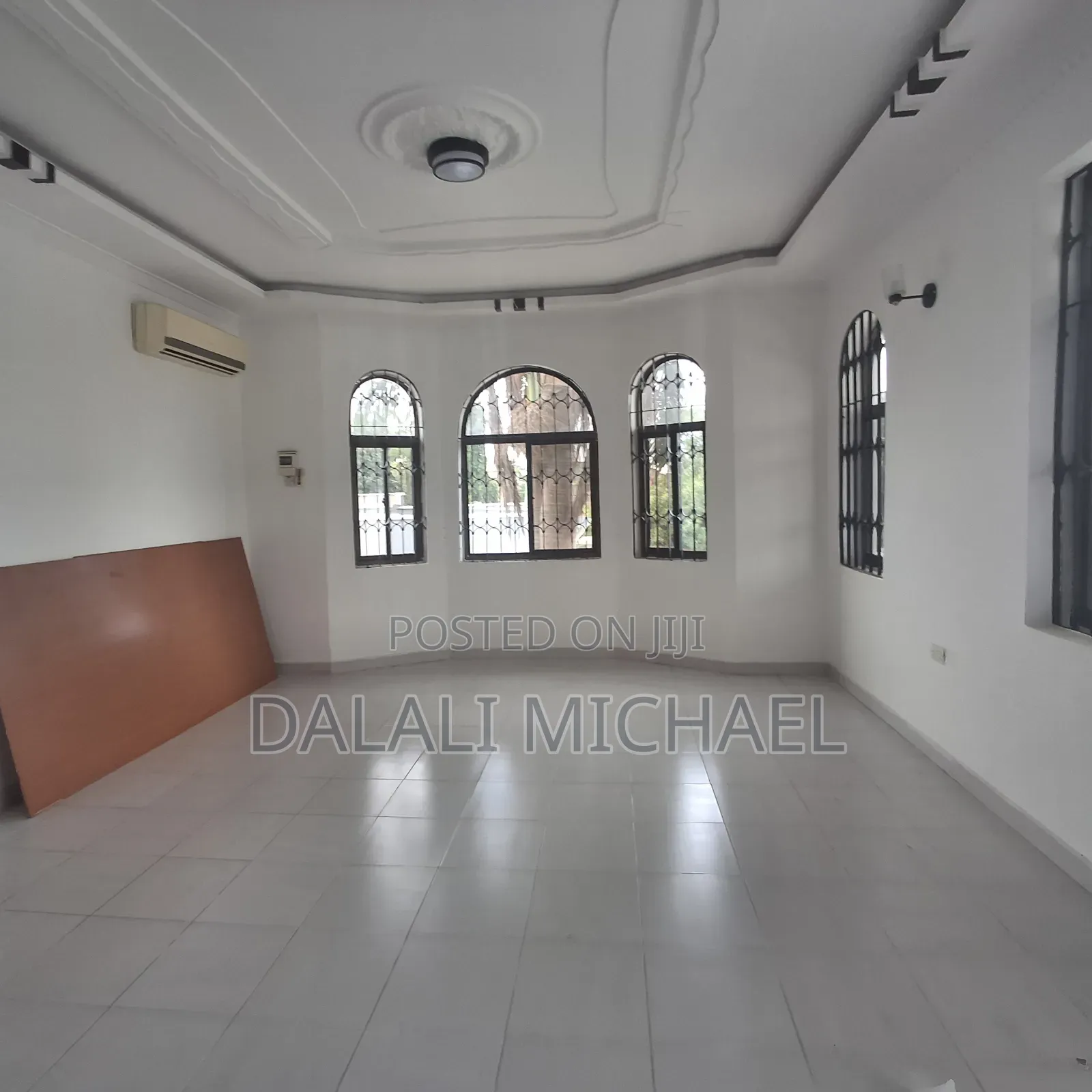5bdrm House in Mbezibeach for rent