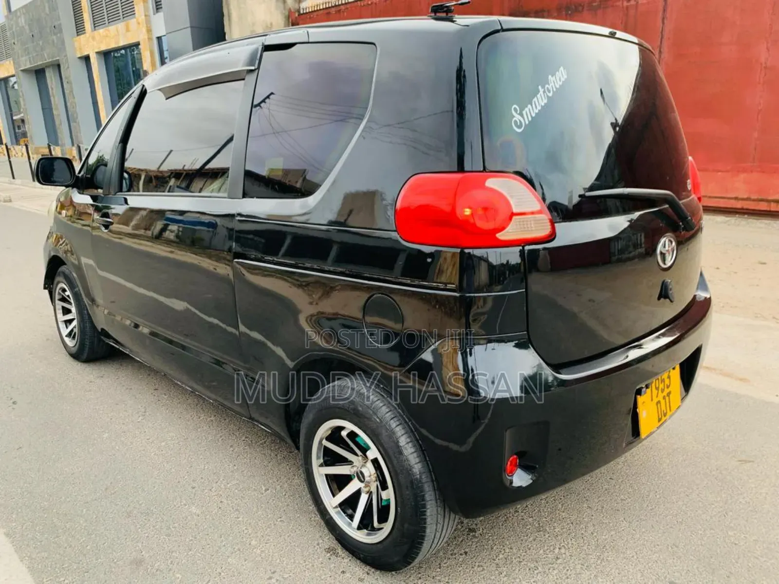 Toyota Porte 2005 Black