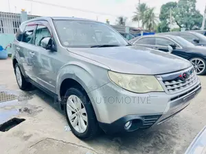 Subaru Forester 2.5X 2011 Silver