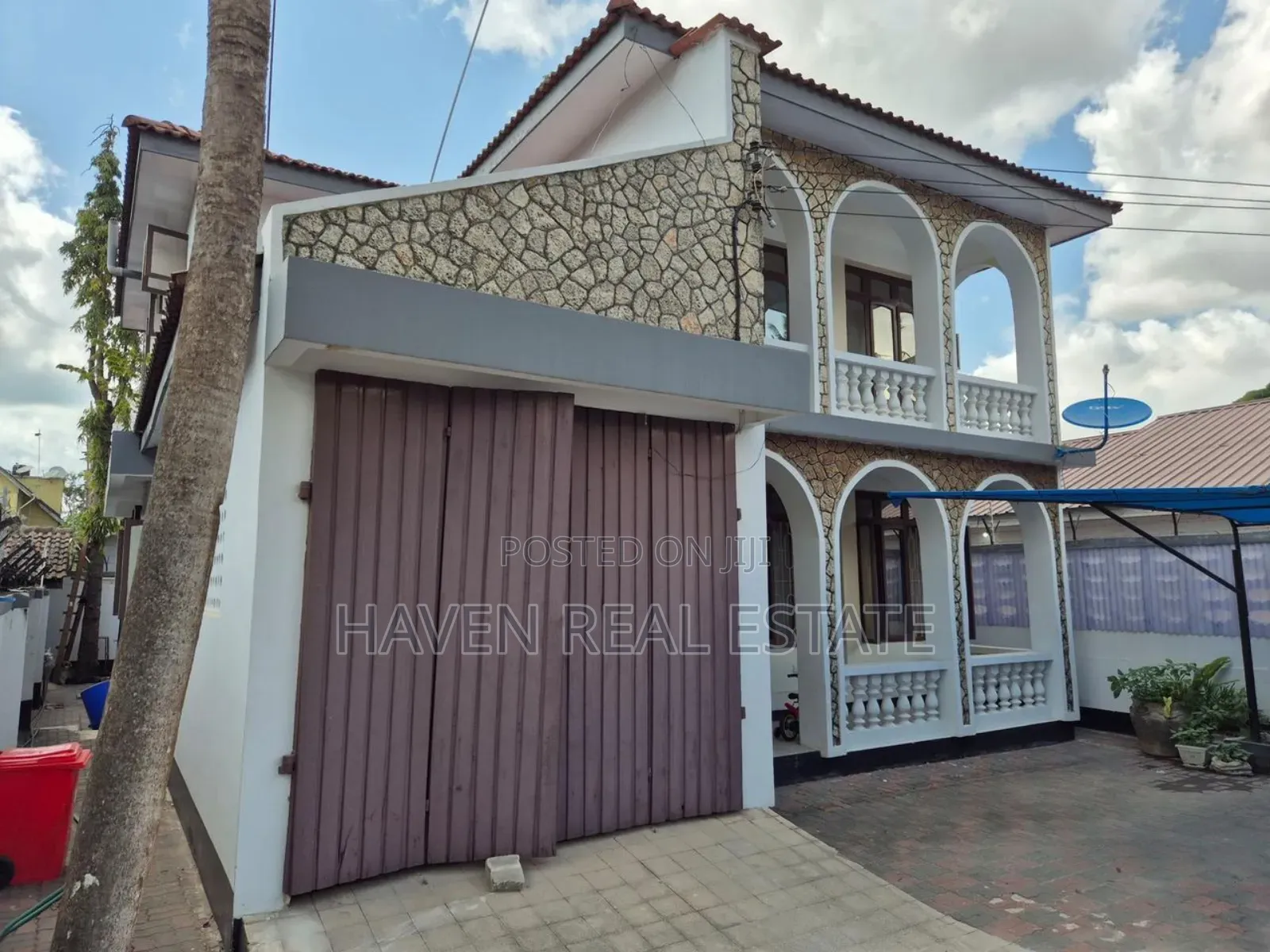 4bdrm House in Mikocheni for sale