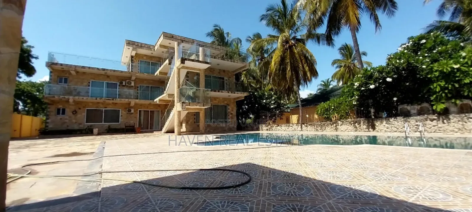 Furnished 6bdrm House in Kigamboni for sale