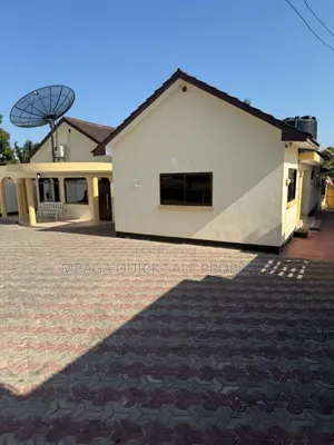 6bdrm House in Kijitonyama for sale