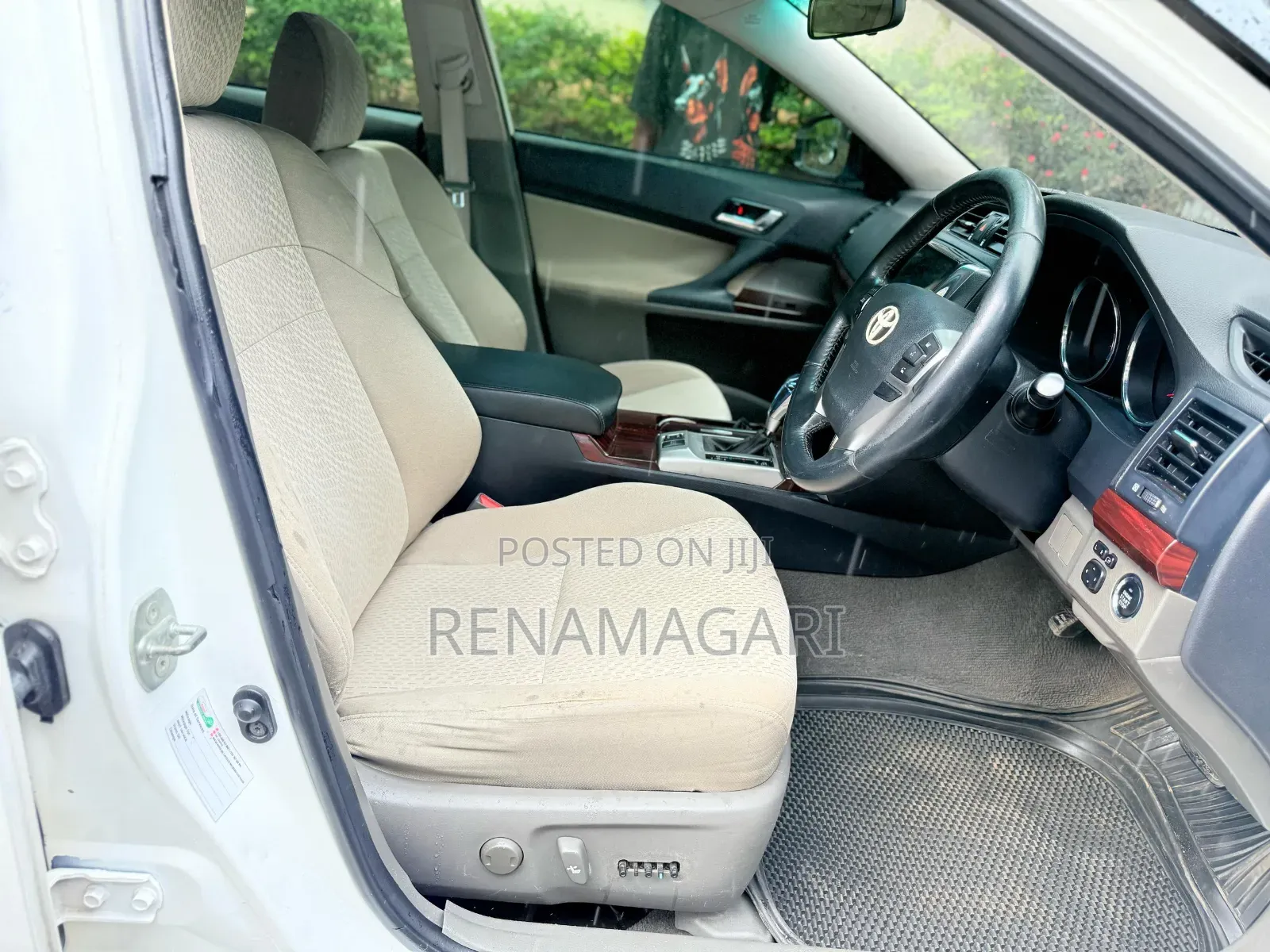 Toyota Mark X 2012 White